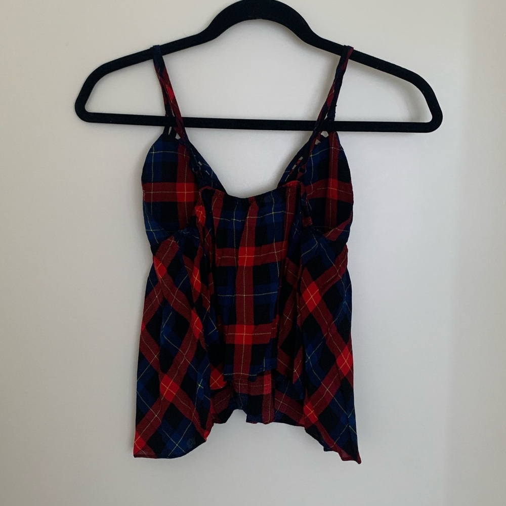 Tank - Picture 3 of 4